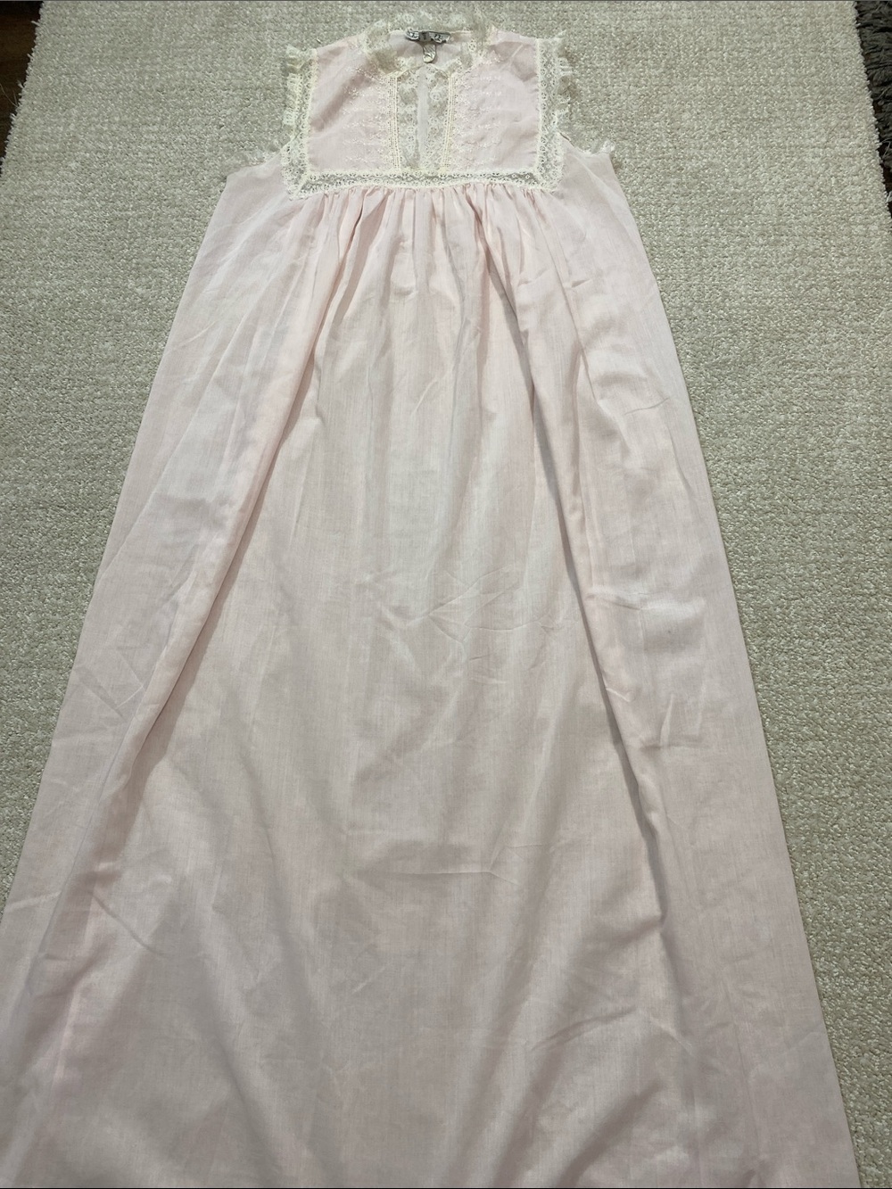 Vintage Christian Dior Lingerie Pink Lace Coquette Long Nightgown 70s 80s Size S - Picture 10 of 16